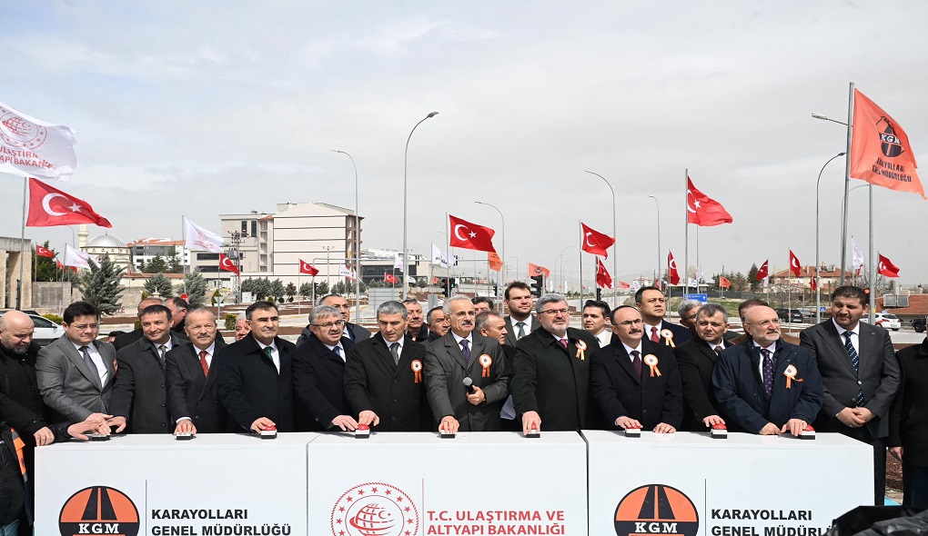 Çay-Bolvadin-Ermidağ Yolu 1.jpg