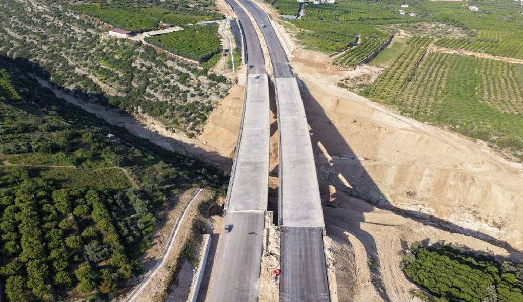 ÇEŞMELİ-ERDEMLİ-SİLİFKE-TAŞUCU OTOYOLU PROJESİ2.jpg