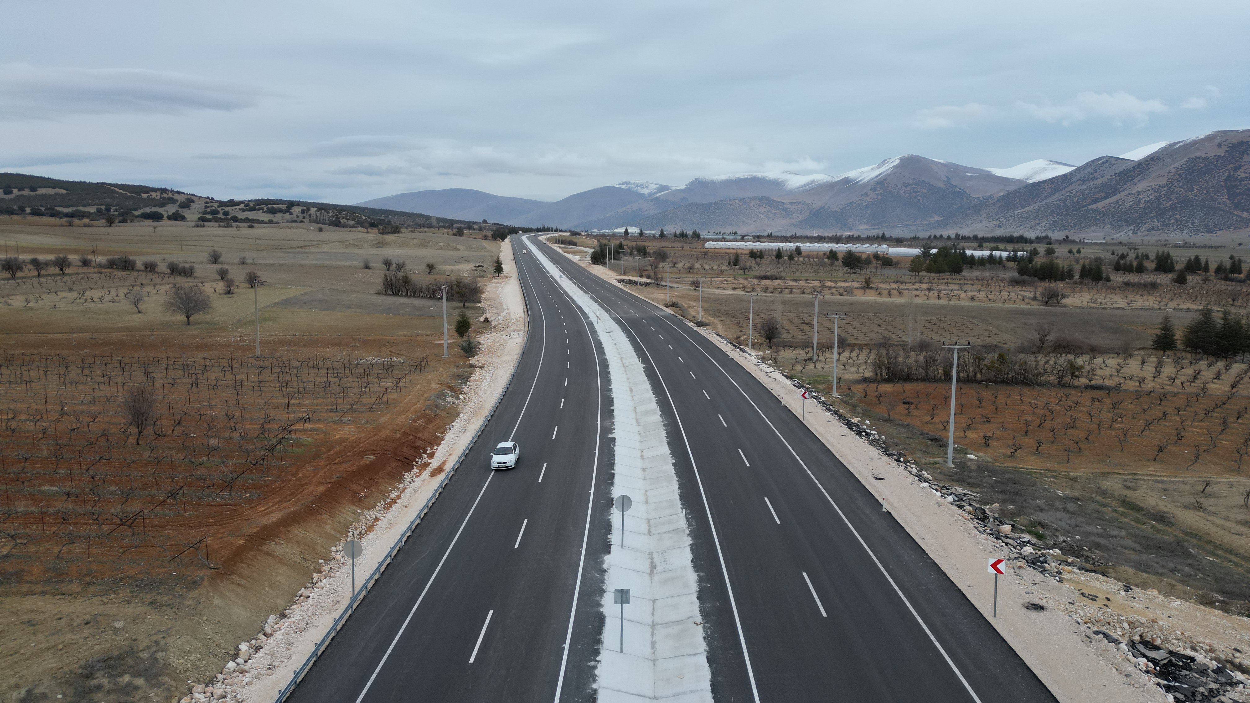 Korkuteli-Elmalı Yolu