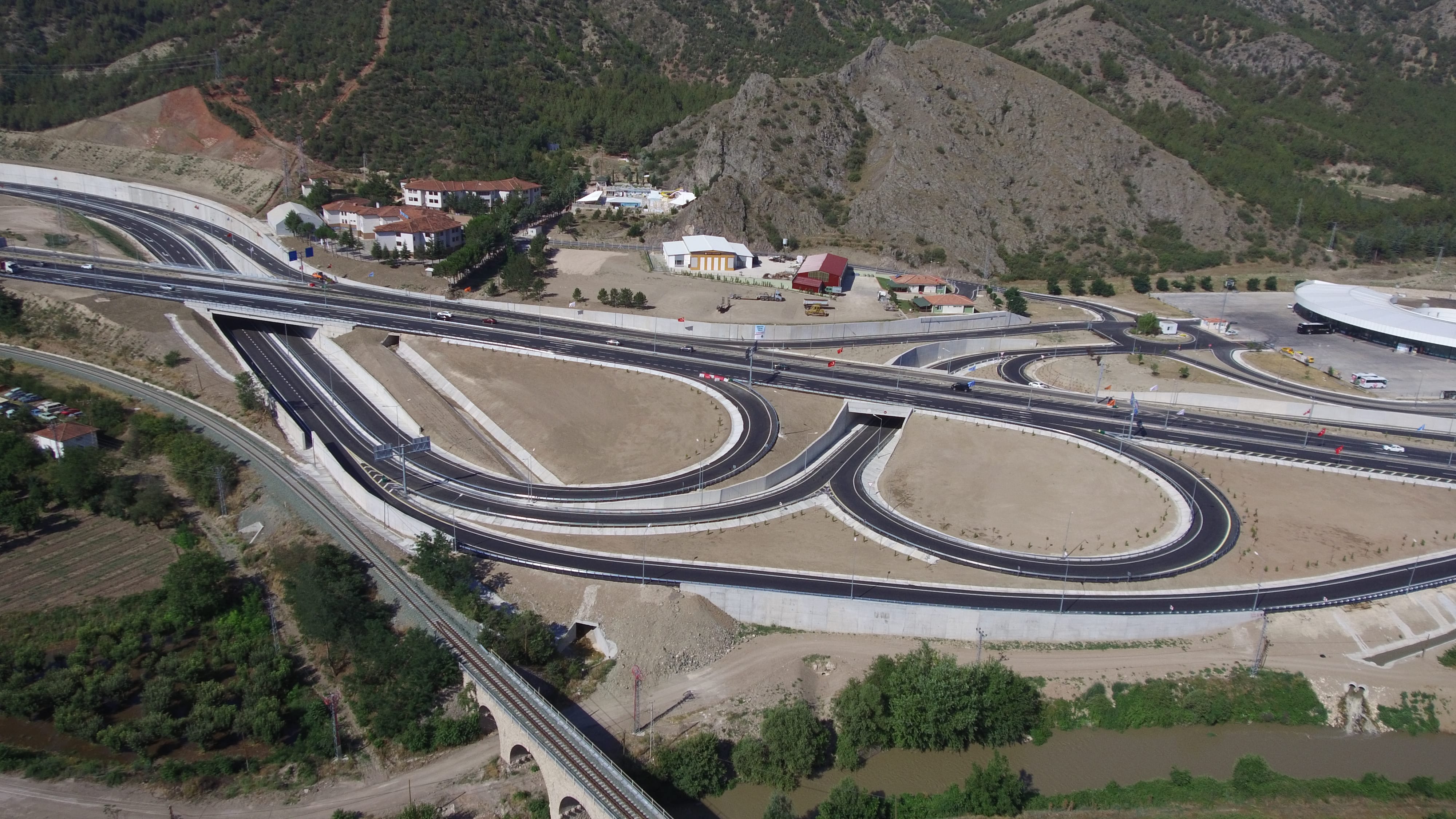 Amasya Çevre Yolu (13)-min.JPG