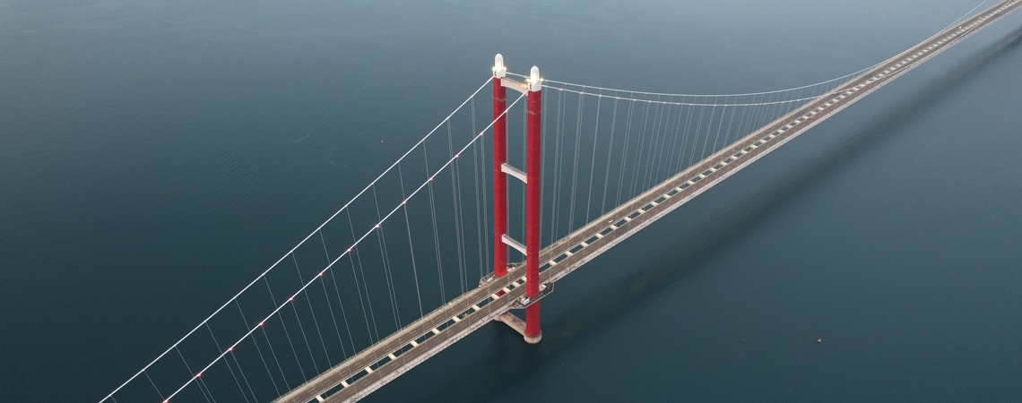 THE PROJECT OF AWARDS: 1915 ÇANAKKALE BRIDGE