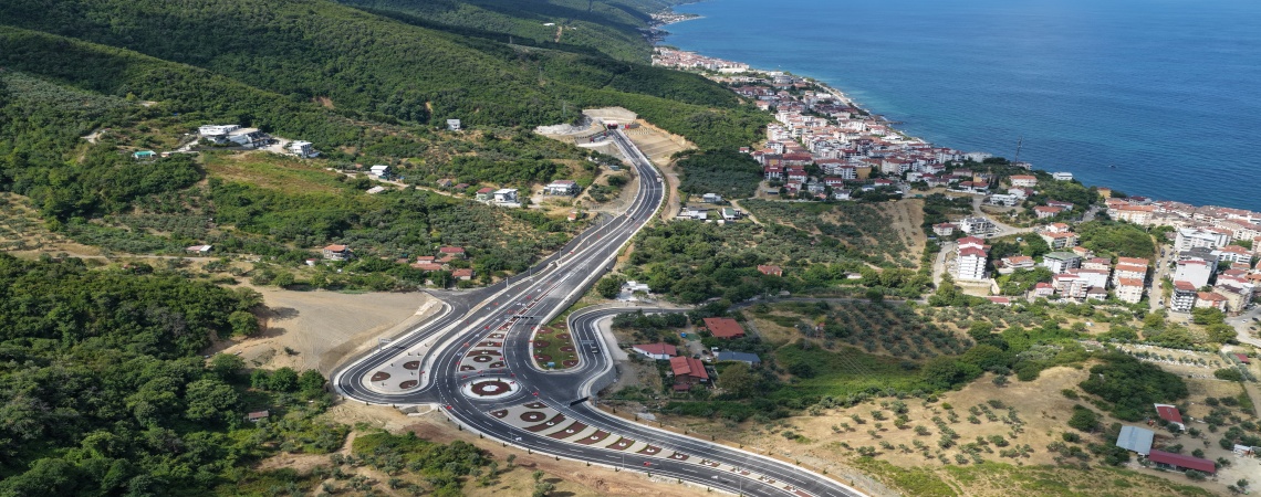 YALOVA-ARMUTLU YOLU HİZMETE AÇILDI SEYAHAT SÜRESİ YARIYA İNDİ