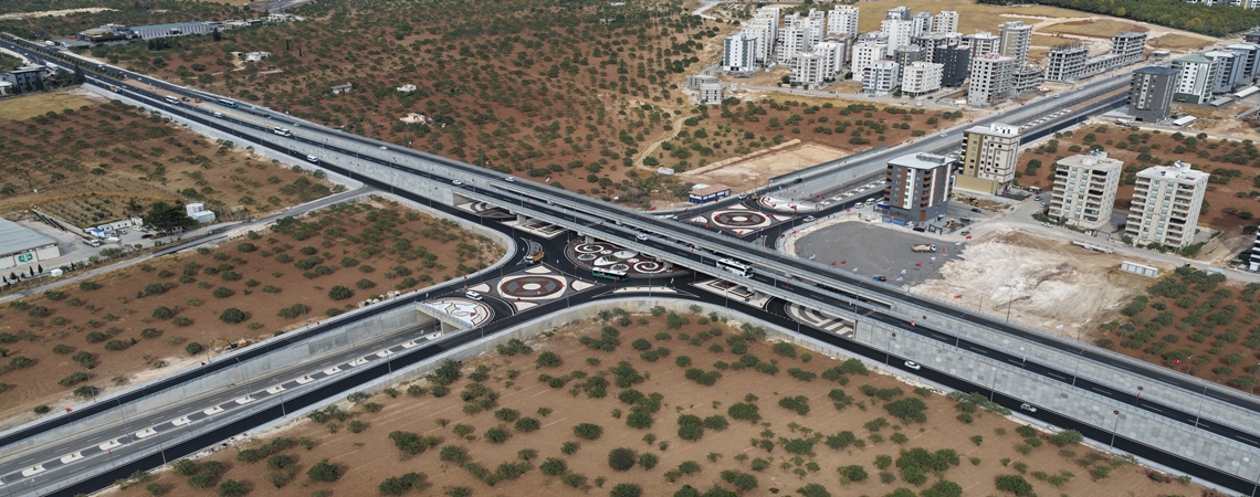ŞANLIURFA’DA İKİ ÖNEMLİ KARAYOLU PROJESİ HİZMETE AÇILDI