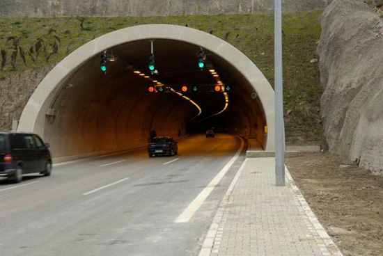 Selatin Tunnel
