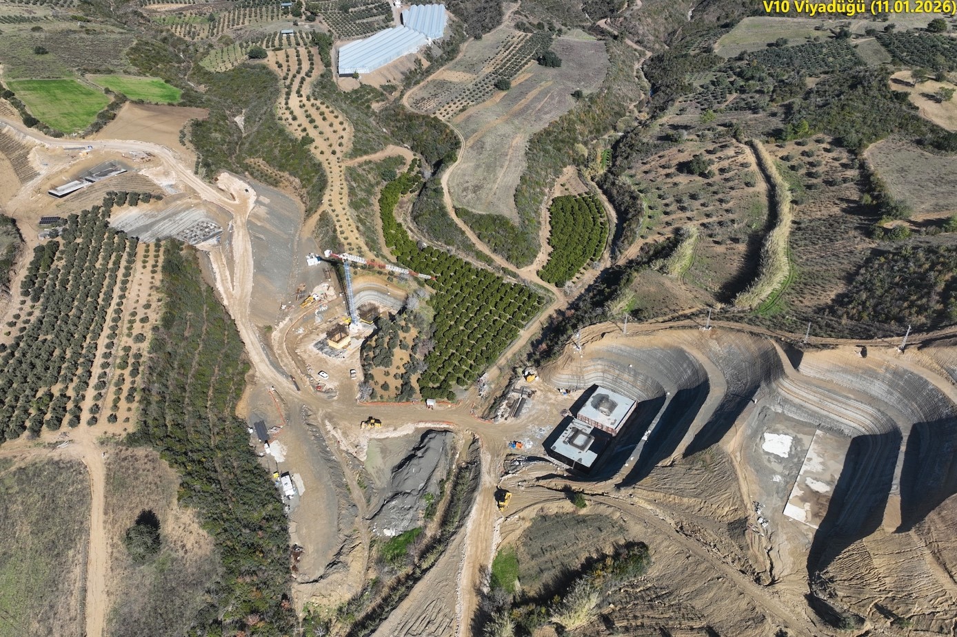V10 Viyadük yapım fotoğrafı